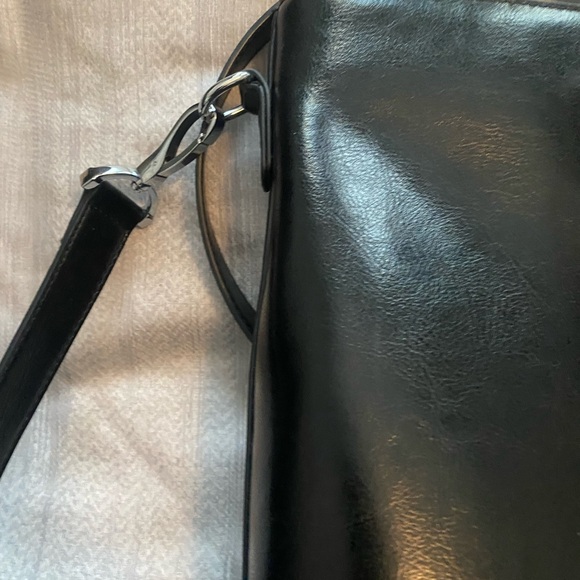 Bostanten  ladies leather computer tote bag. - Picture 4 of 8